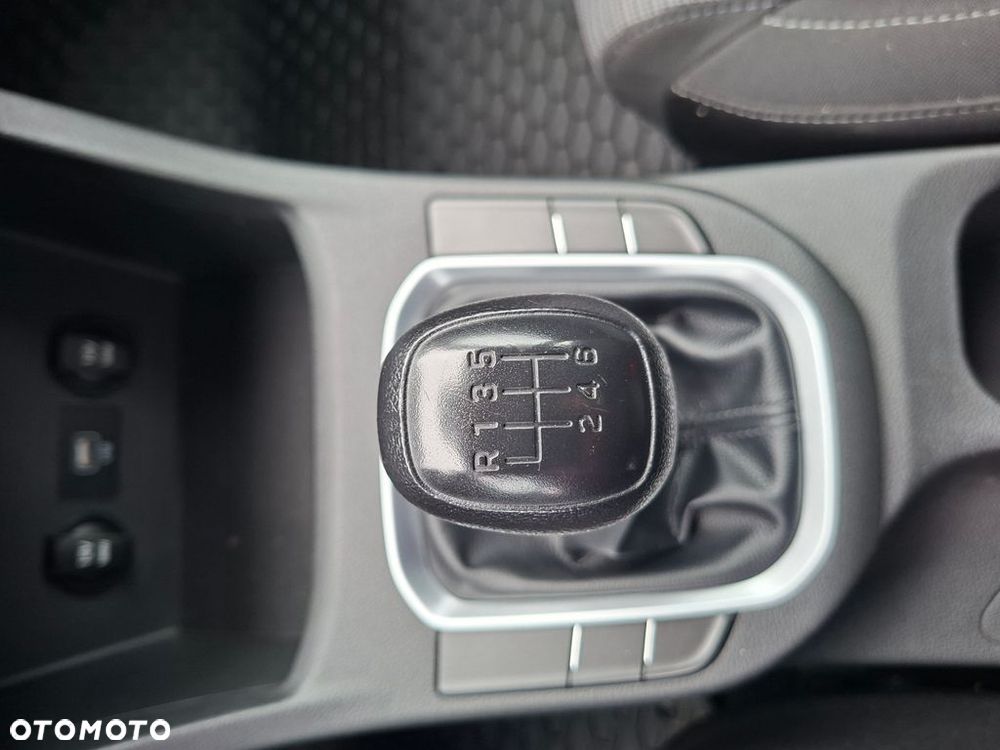 Hyundai i30 - 25