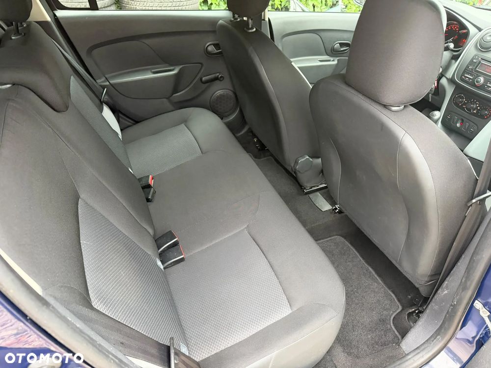 Dacia Logan 1.2 16V 75 Celebration - 13