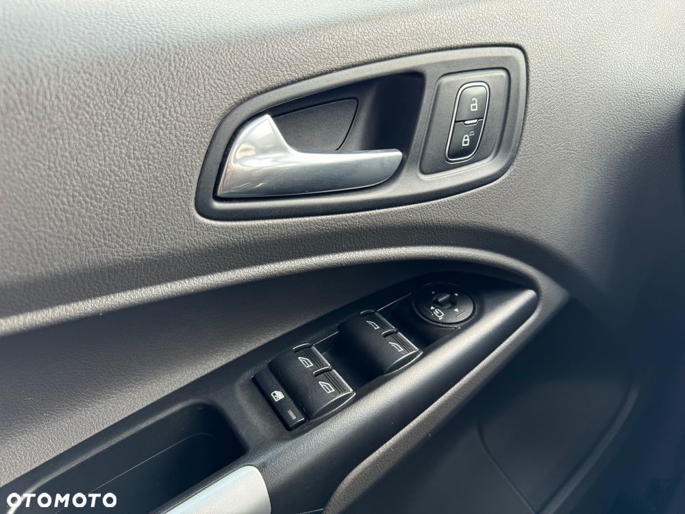 Ford Tourneo Connect Gr 1.5 EcoBlue Titanium - 25