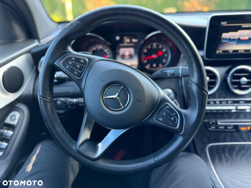 Mercedes-Benz GLC 300 4Matic 9G-TRONIC - 13