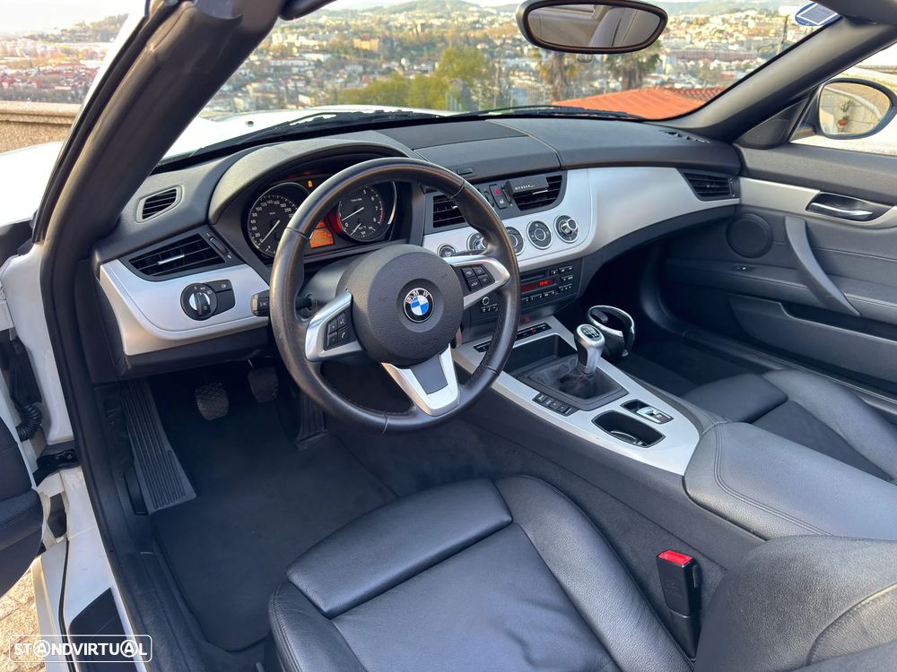 BMW Z4 sDrive20i - 14