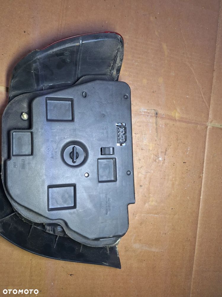 lampa lewa tył  BMW E39 SEDAN EUROPA - 2