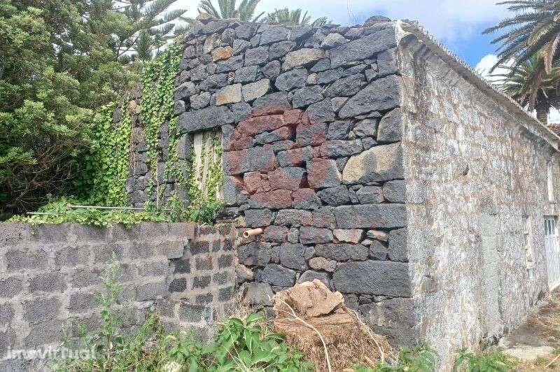 Venda Moradia - Grande imagem: 2/17