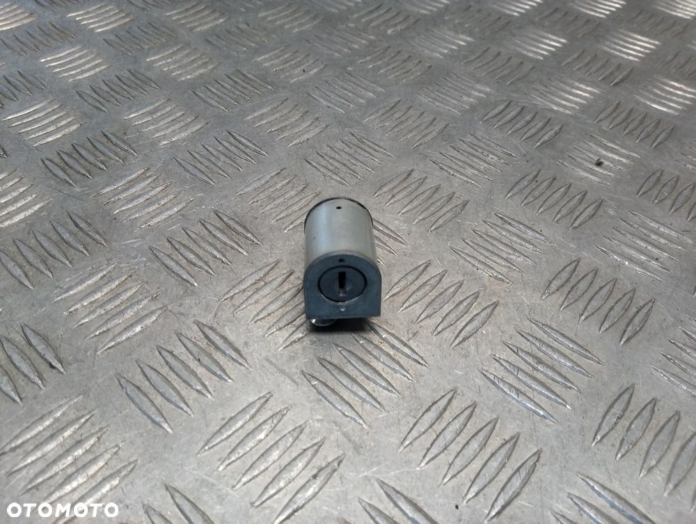 Stacyjka korek wlewu zamki HONDA VTX 1800 C/R/S 02-03r   PN. 35010-MCH-010 - 7
