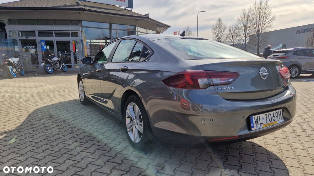Opel Insignia 1.5 T Enjoy S&S - 8