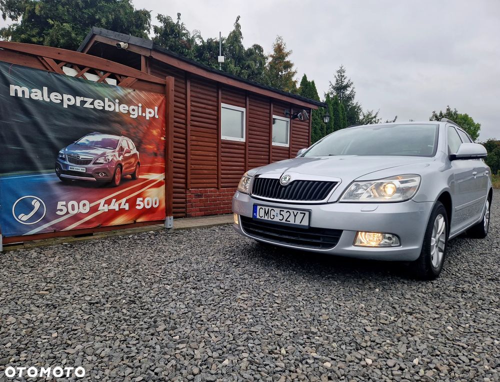 Skoda Octavia - 2