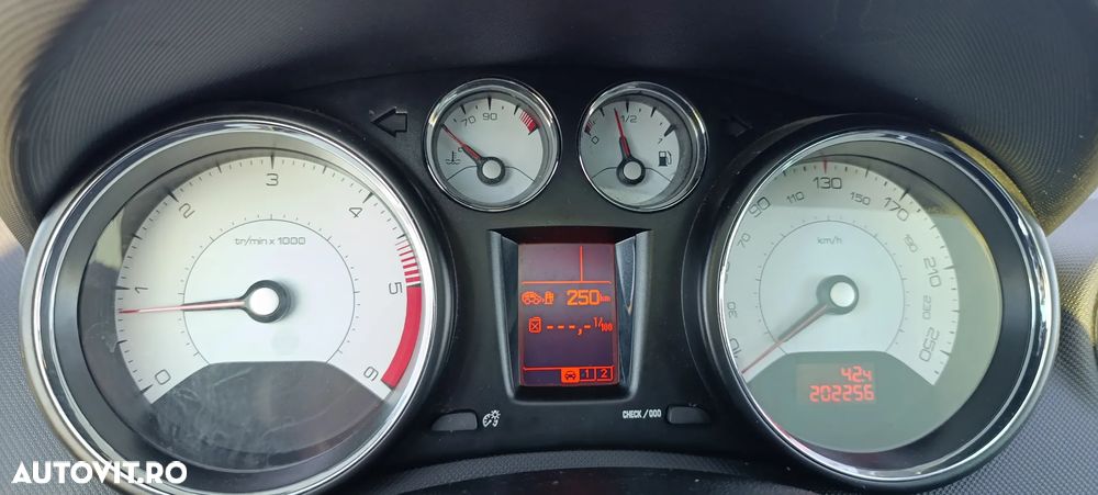 Peugeot 308 - 15