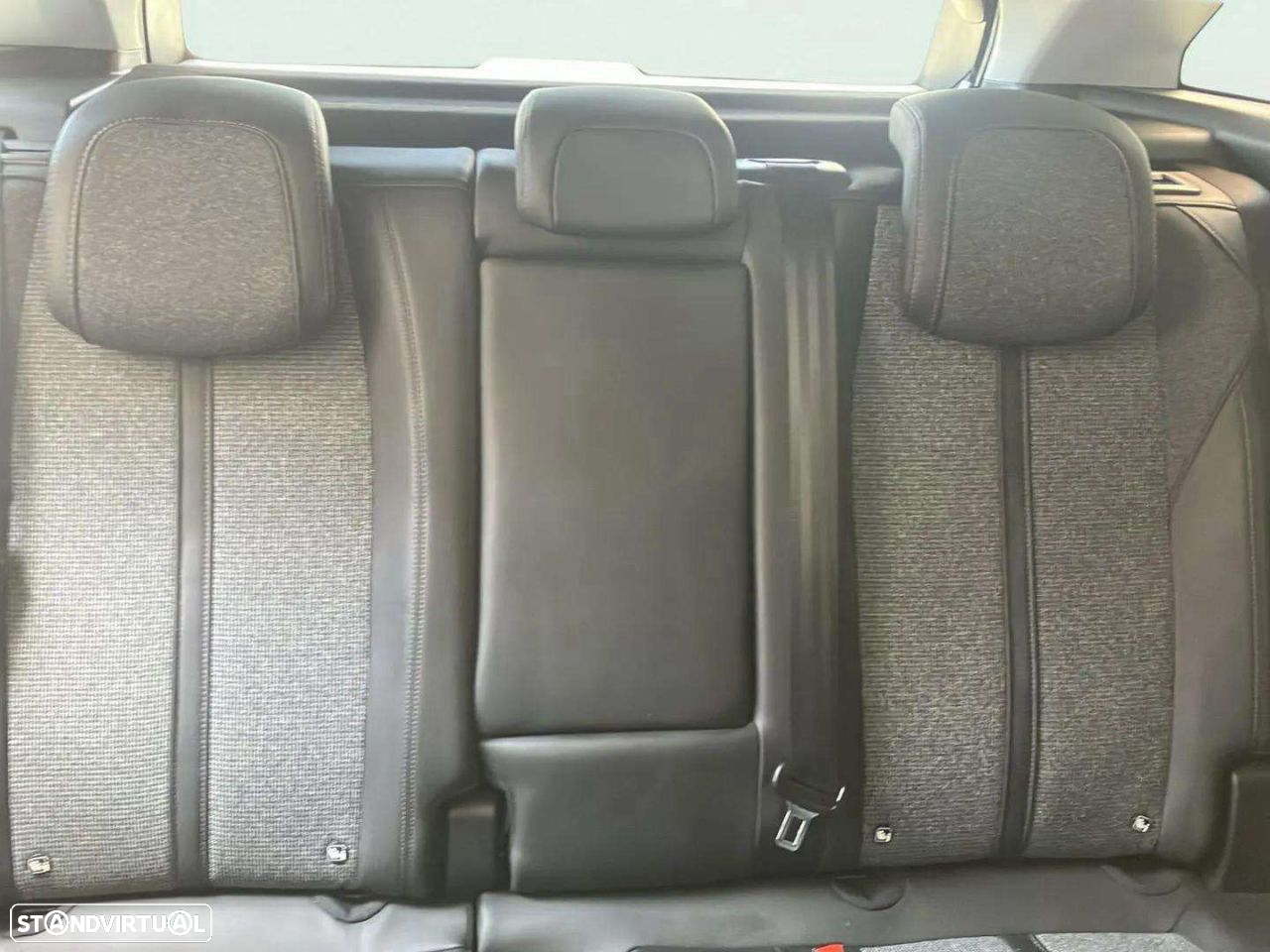 Peugeot 3008 1.6 BlueHDi Allure EAT6 - 15