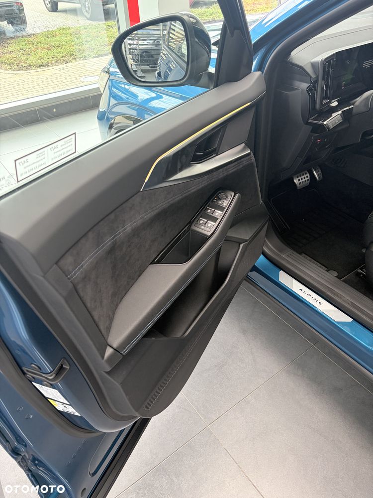 Renault Austral 1.3 TCe mHEV Esprit Alpine - 17