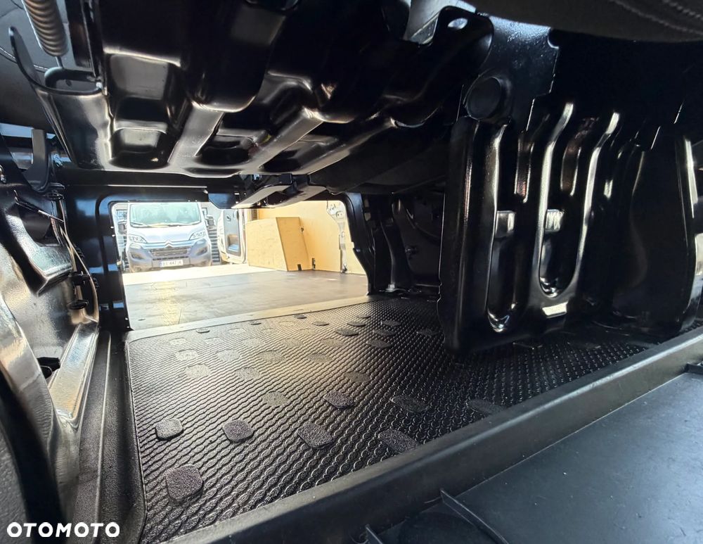 Renault Trafic - 6