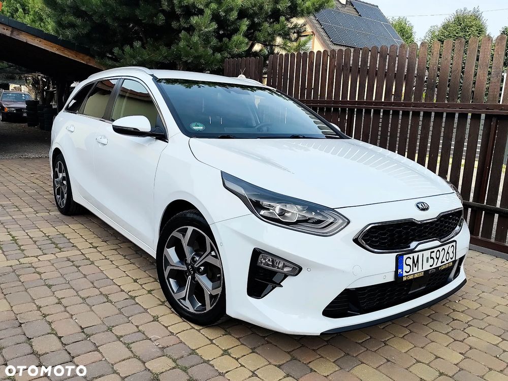 Kia Ceed 1.6 CRDi (48V Mild-Hybrid) Platinum - 39