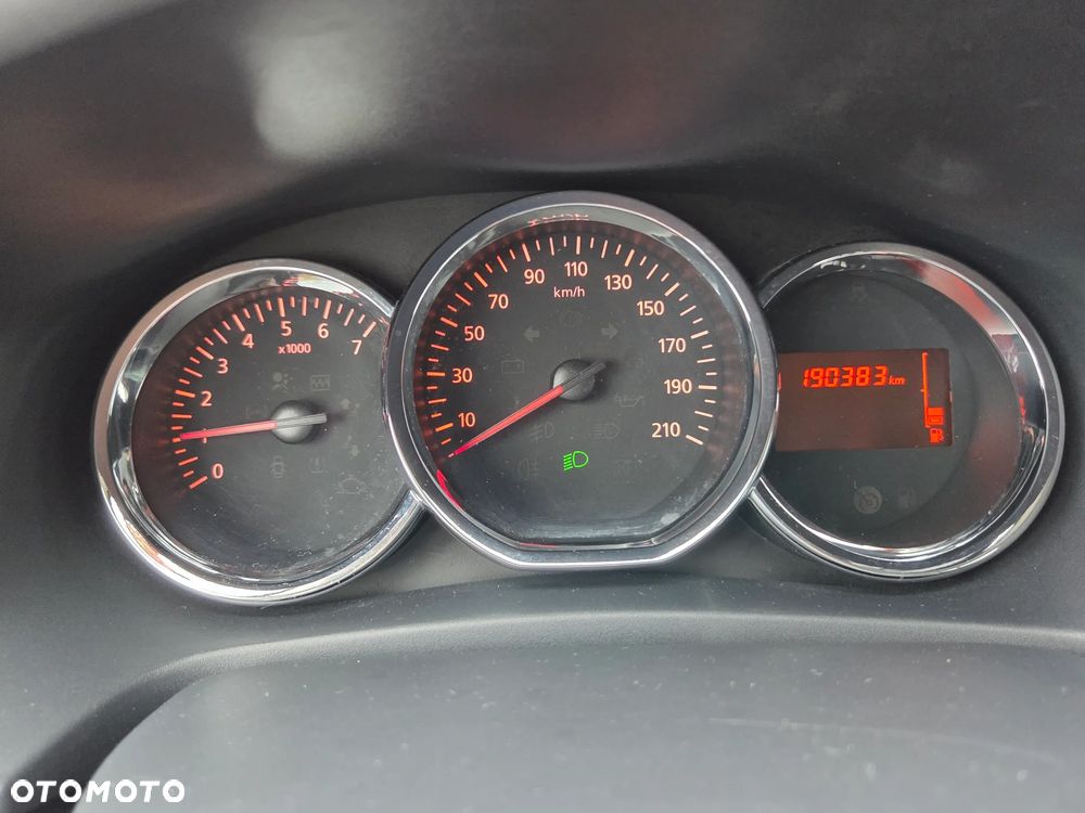 Dacia Sandero TCe 90 Celebration - 29