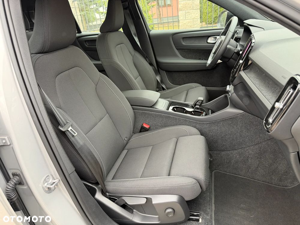 Volvo XC 40 Recharge 69 kWh Single Motor RWD Core - 10