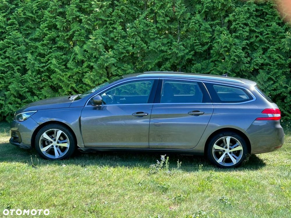 Peugeot 308 - 4