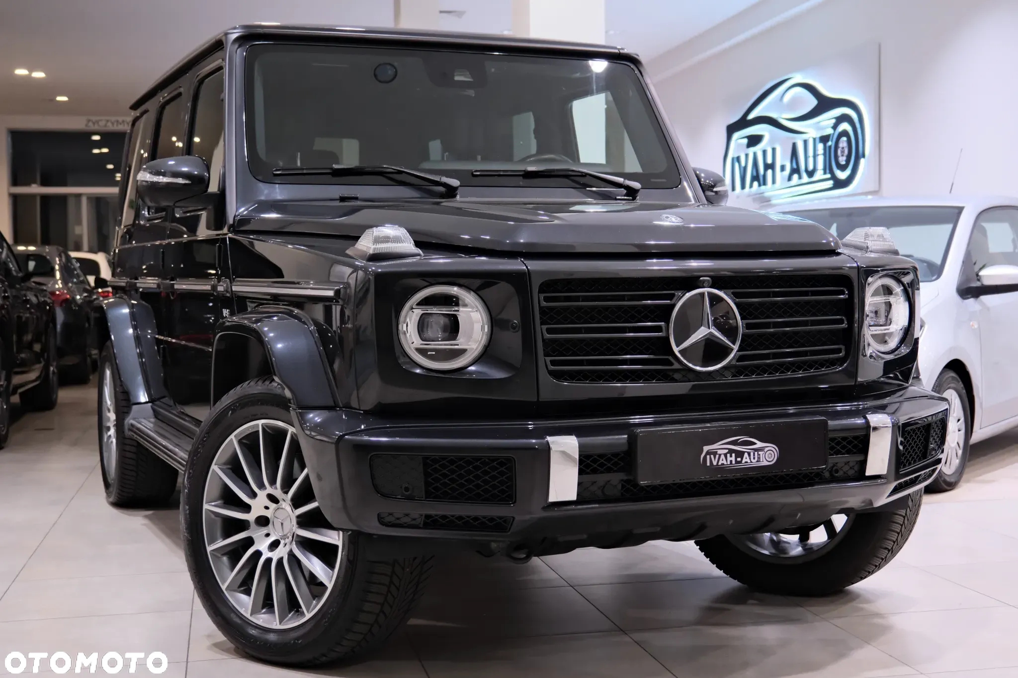 Mercedes-Benz Klasa G 500 9G-TRONIC Exclusive - 6