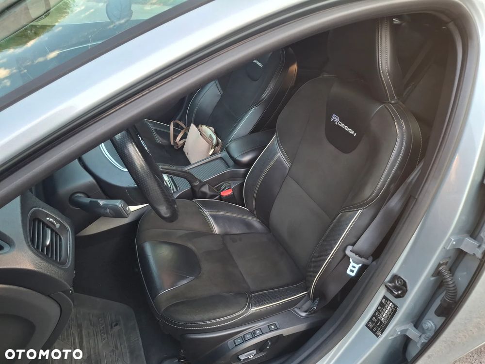 Volvo V40 - 10