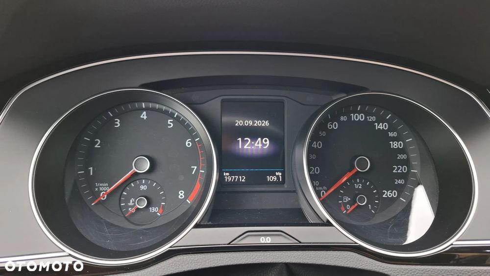 Volkswagen Passat 2.0 TSI Business DSG - 16
