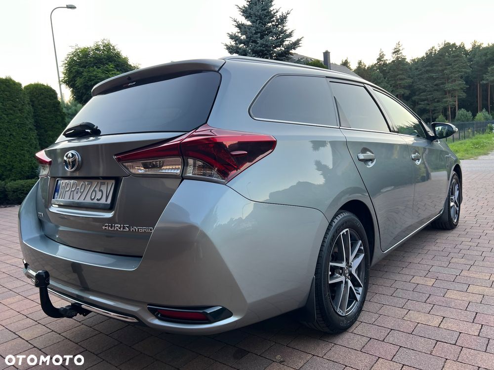 Toyota Auris 1.8 HSD Prestige - 12
