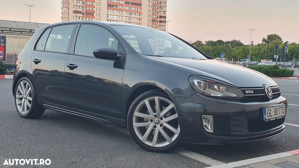 Volkswagen Golf 2.0 DPF GTD DSG - 18