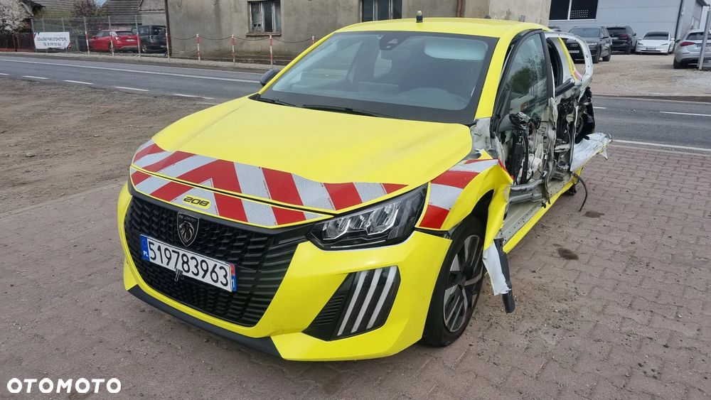 Peugeot 208 1.2 PureTech Business S&S - 4