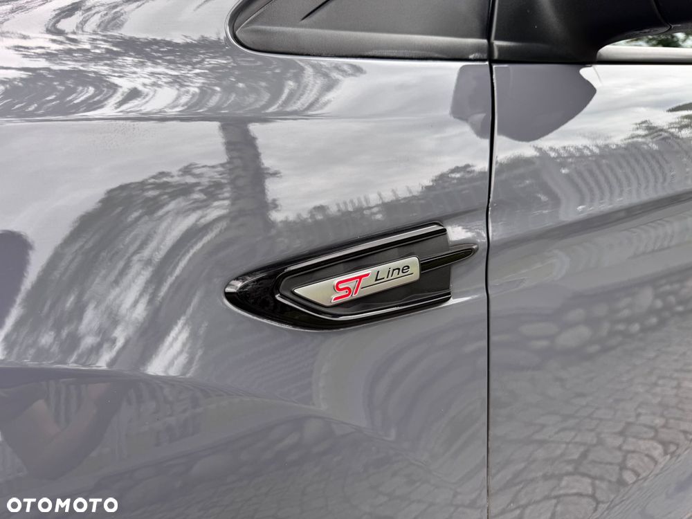 Ford Kuga 1.5 EcoBoost FWD ST-Line X - 21
