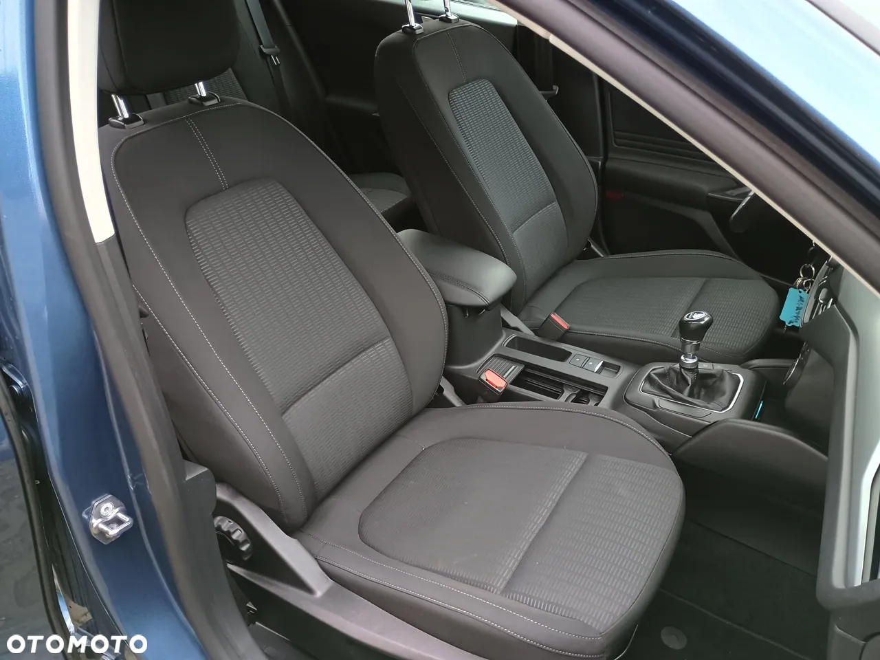 Ford Focus 1.0 EcoBoost Hybrid ACTIVE DESIGN - 11