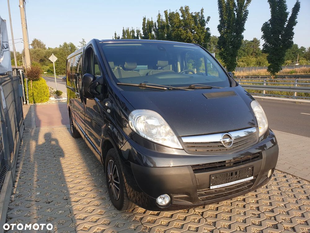 Opel vivaro - 4