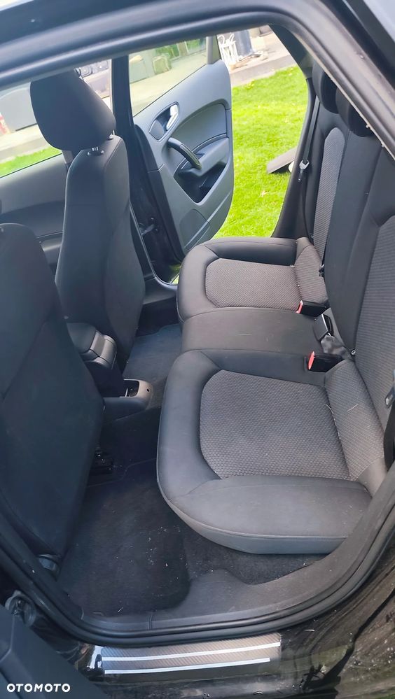 Audi A1 1.6 TDI Attraction - 10