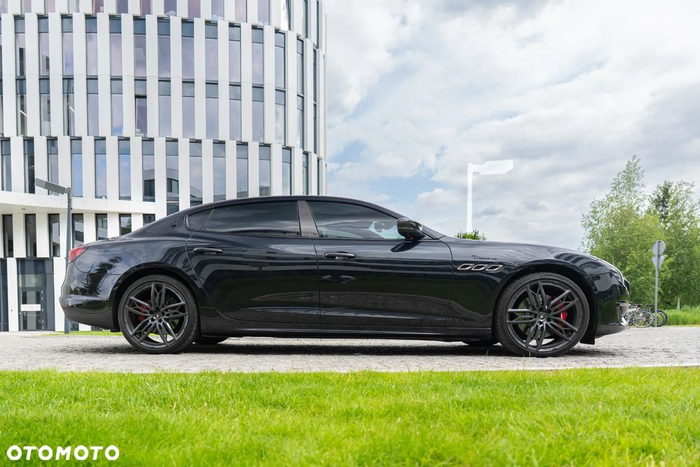 Maserati Quattroporte Modena Q4 - 4