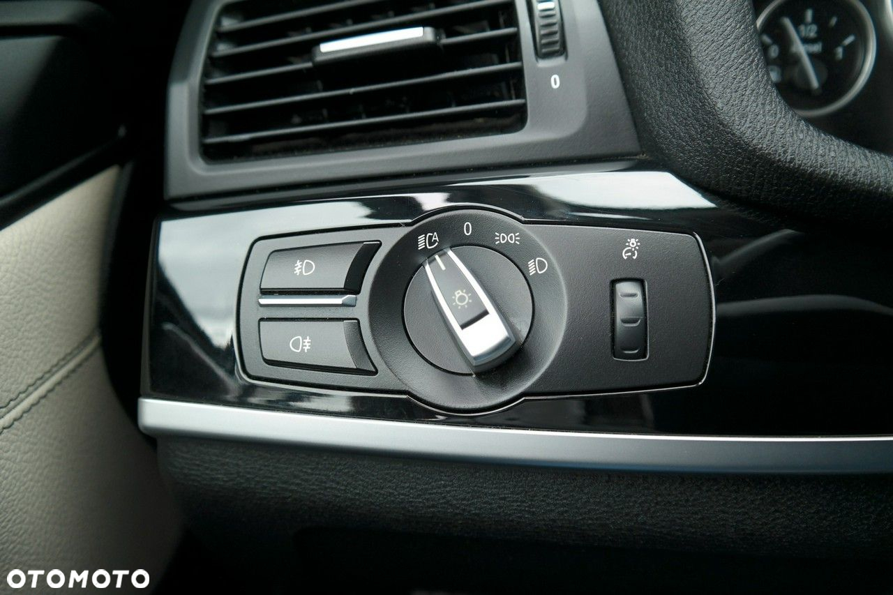 BMW X3 sDrive18d Advantage - 19