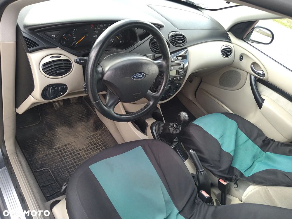 Ford Focus TDCi Ghia - 13