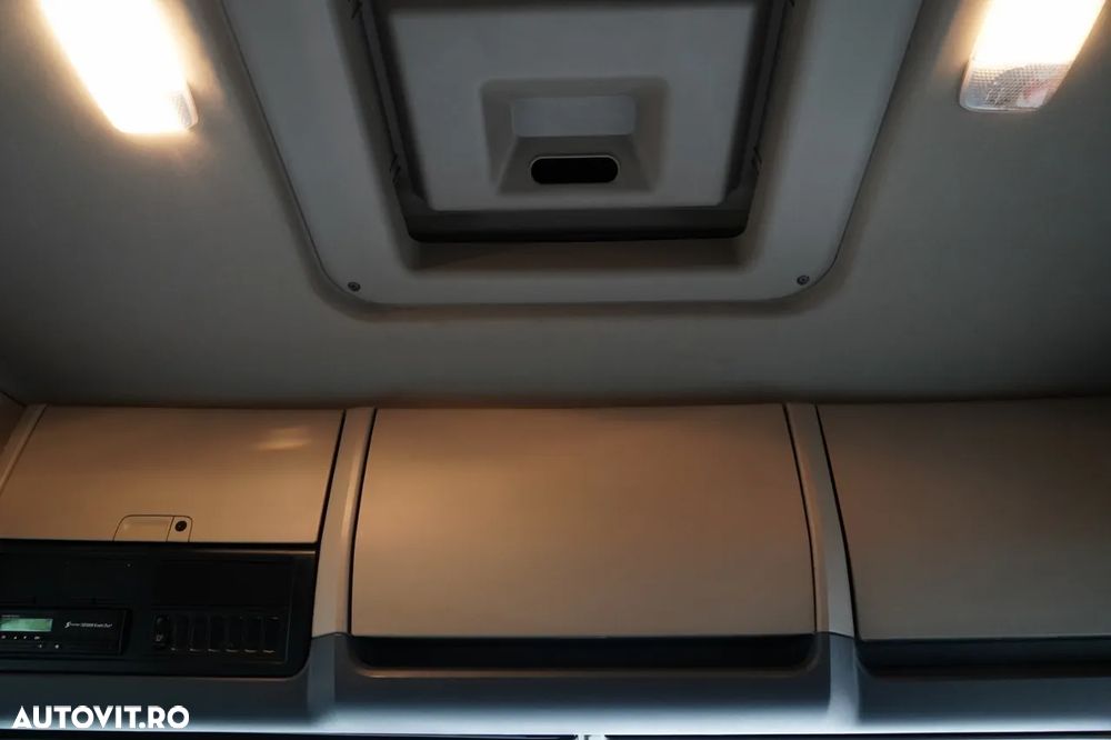 Scania R 520 / V8 / SISTEM HIDRAULIC / RETARDER / FULL AIRMATIC / NAVI - 32