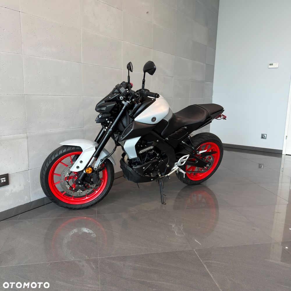 Yamaha MT - 7