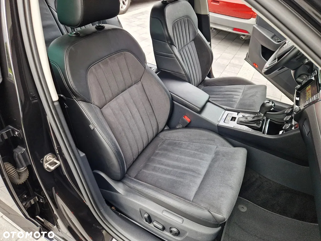 Skoda Superb Combi 2.0 TDI DSG Premium Edition - 21
