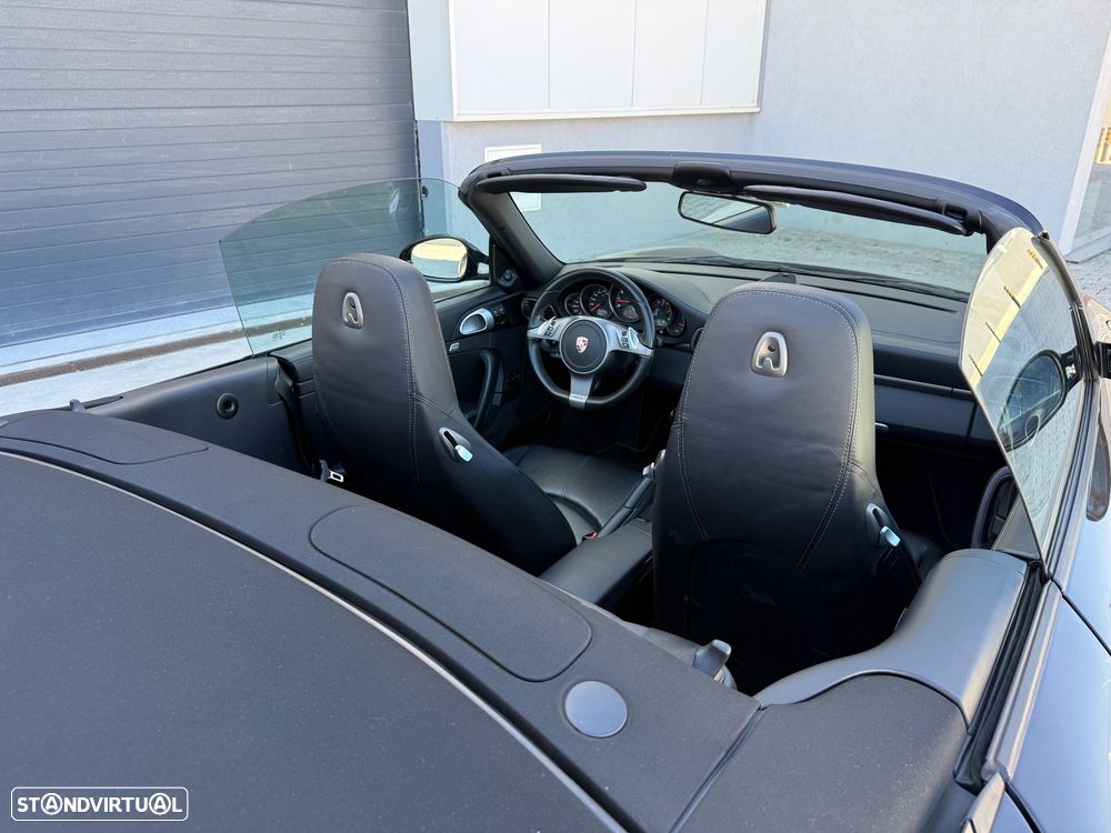 Porsche 911 Carrera PDK — fotografia 15