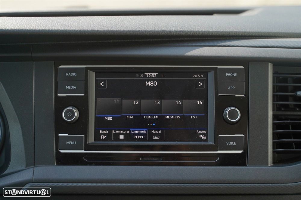 VW Caravelle 2.0 TDi BM Longa Comfortline - 21