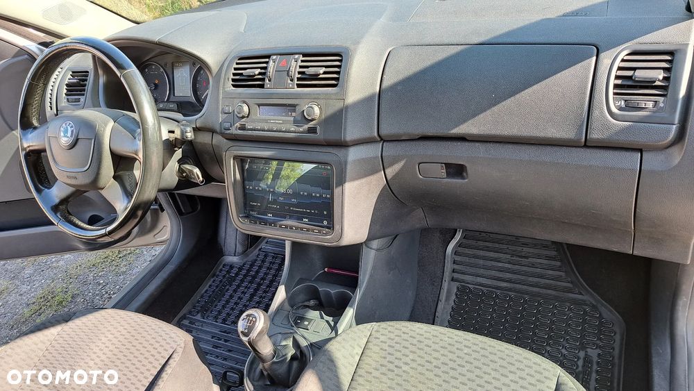 Skoda Roomster 1.4 16V Ambition - 10