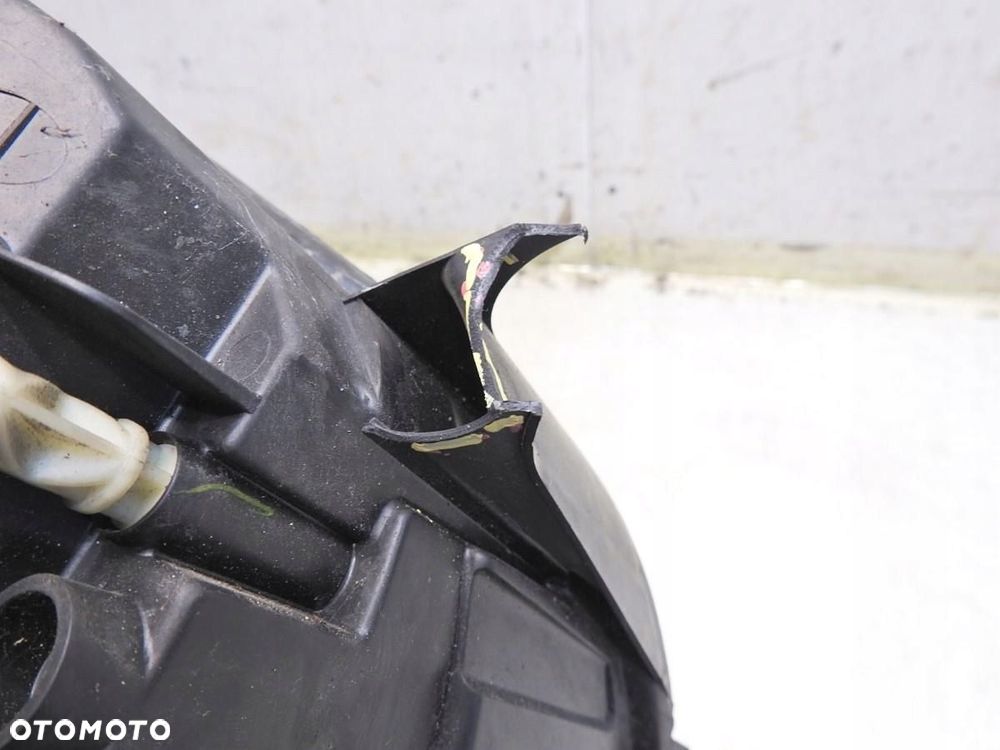 LAMPA PRAWA TYLNA TYŁ CITROEN C5 I LIFT 9650055880 - 3