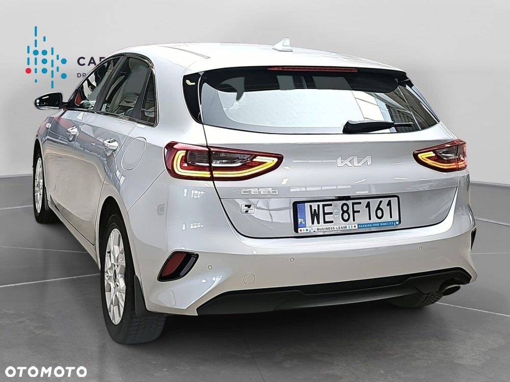 Kia Ceed 1.5 T-GDI M - 27