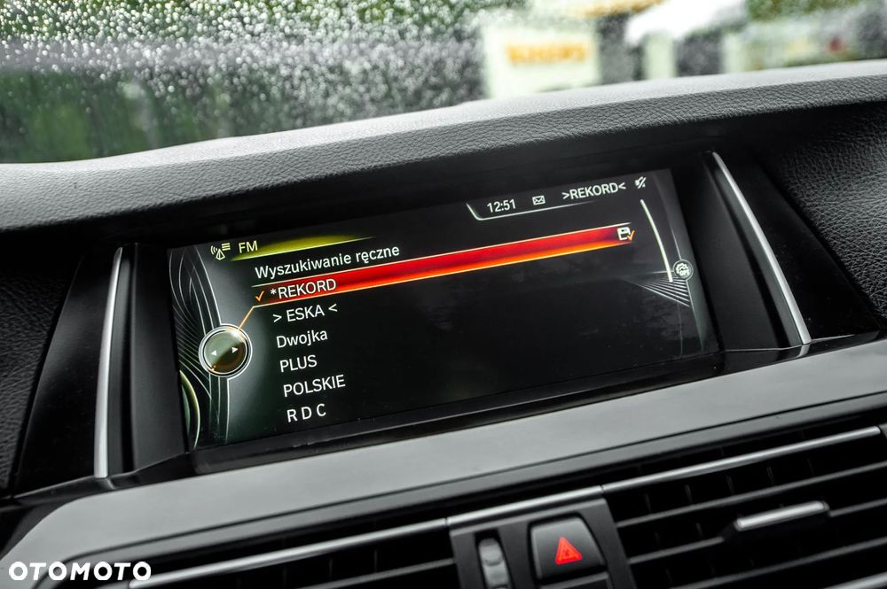 BMW Seria 5 530d Sport-Aut Luxury Line - 22