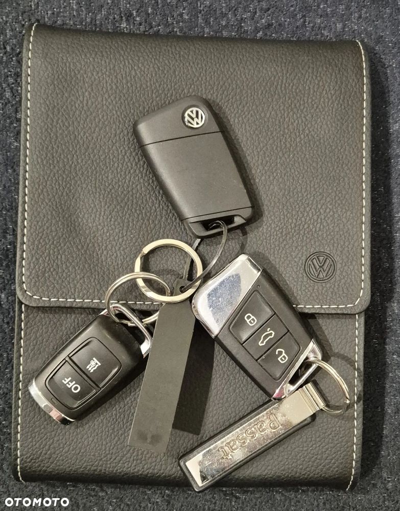 Volkswagen Passat 2.0 TDI SCR (BlueMotion Technology) DSG Comfortline - 38