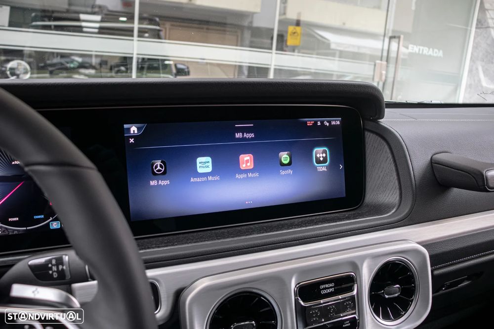 Mercedes-Benz G 450 d “Stronger Than The 1980s” - 25