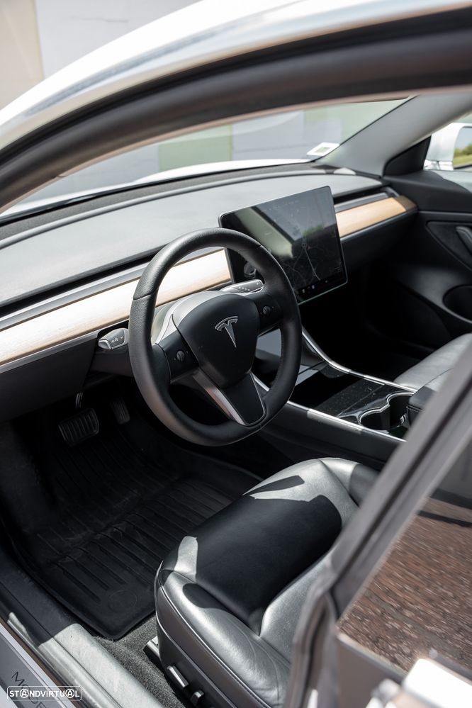 Tesla Model 3 Standard Range Plus RWD - 11