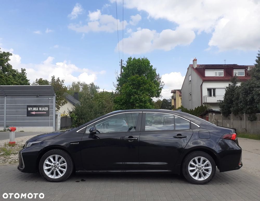 Toyota Corolla - 2