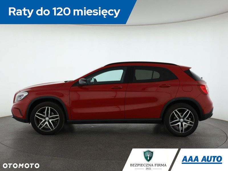 Mercedes-Benz GLA - 3