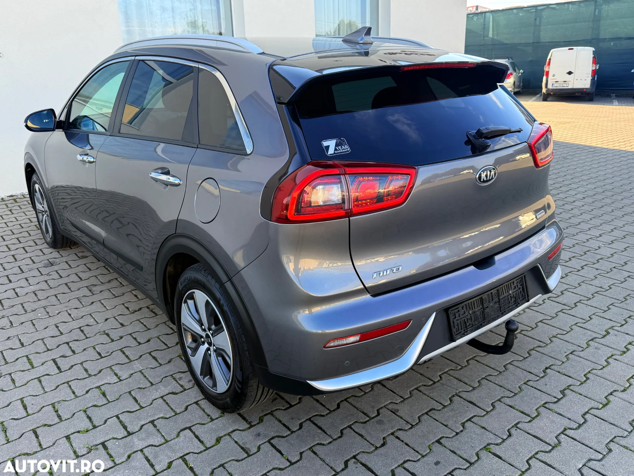 Kia Niro 1.6 GDI 6DCT HEV Premium - 4