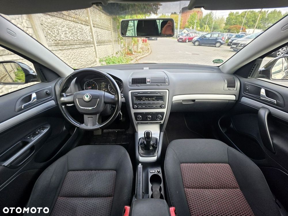 Skoda Octavia 1.6 TDI Ambiente - 13