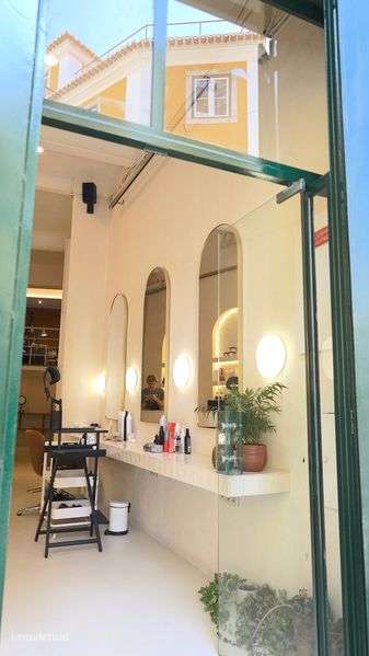 Vende-se salão de beleza em Lisboa, Santos - Grande imagem: 4/4