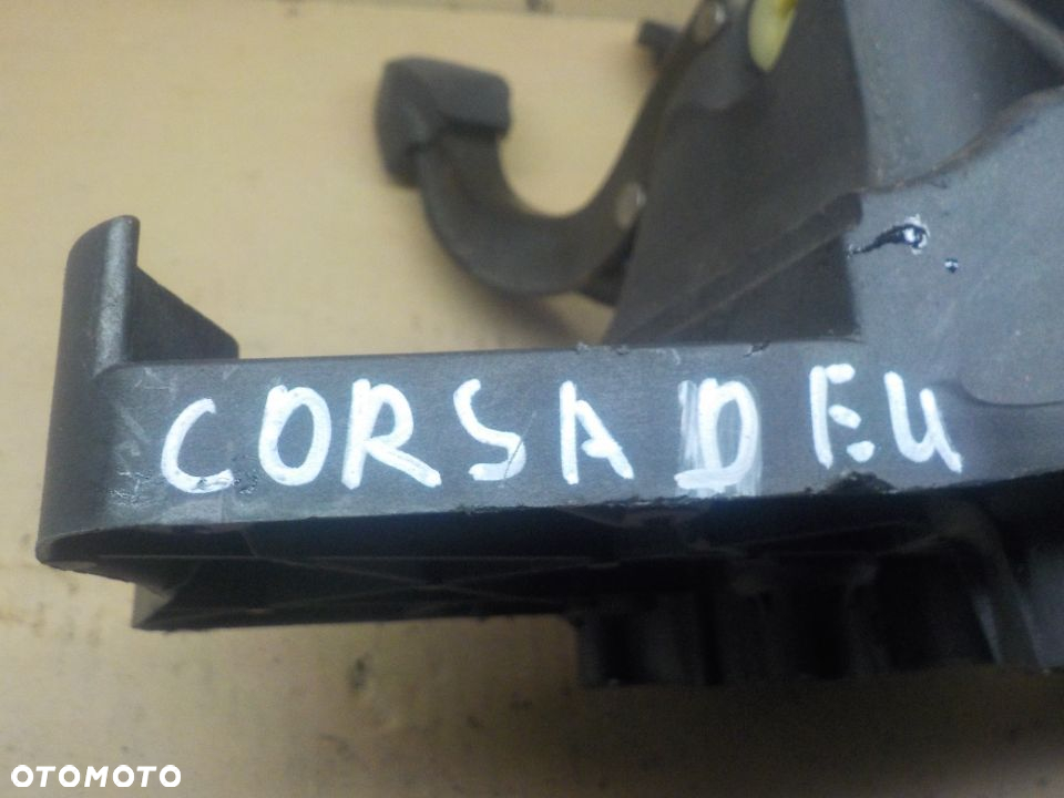 OPEL CORSA D PEDAŁ HAMULCA SPRZĘGŁA EU - 2