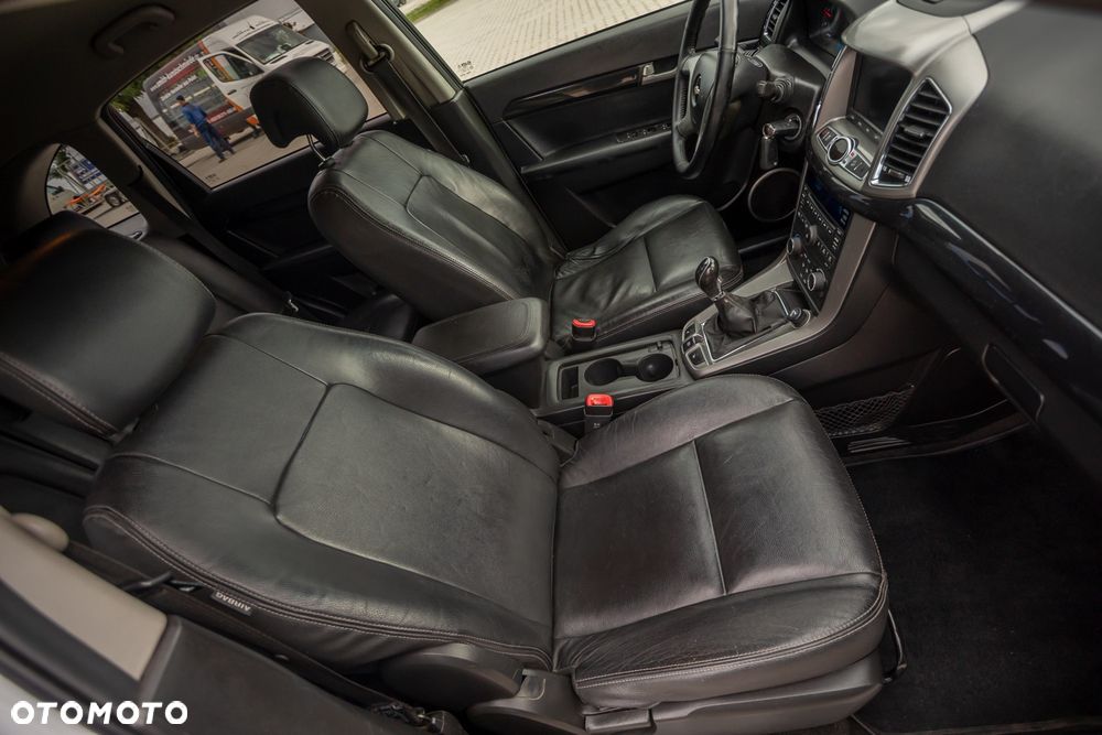 Chevrolet Captiva 2.2 4WD LTZ - 28